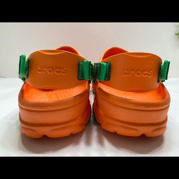 NEW Crocs X Carrots Limited Edition RARE Clogs - Picture 4 of 12